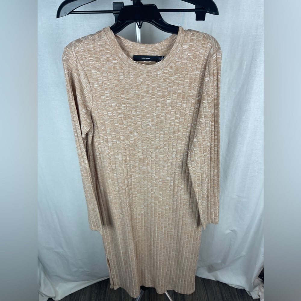 VERO MODA TAN LONG SLEEVE MAXI DRESS Size Medium (8) NWT - Picture 3 of 9